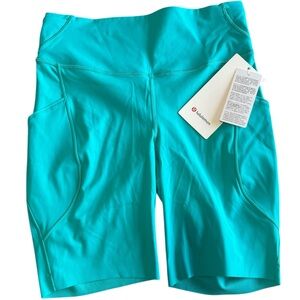 NWT! Lululemon Fast and Free HR Shorts - 8” with pockets